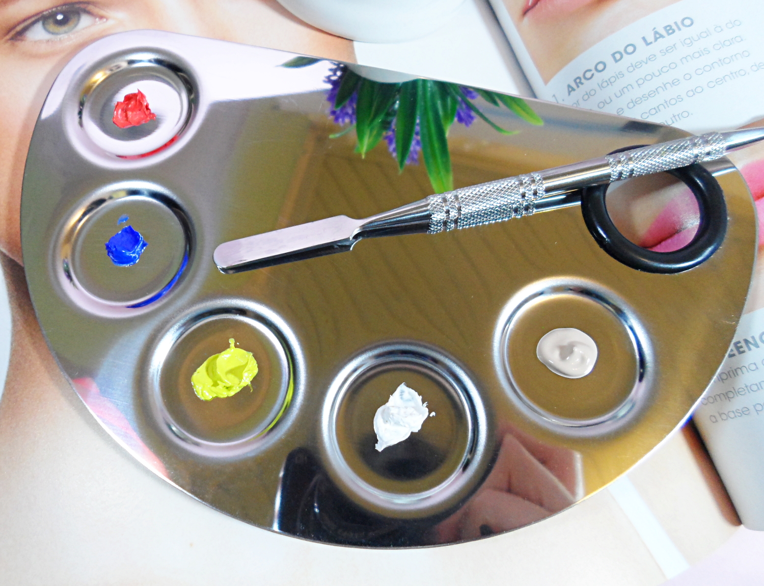 Makeup Mixing Palette & How To Use It? Makeup Theory