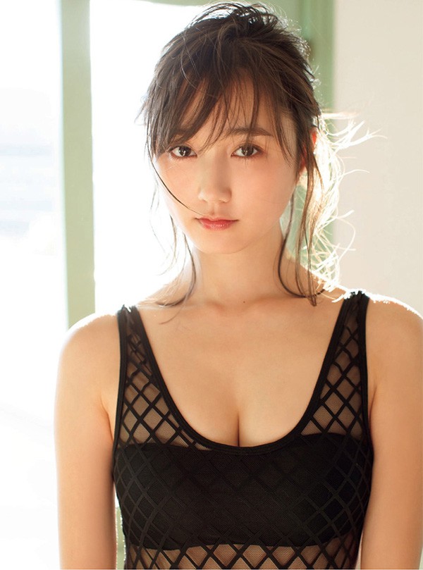 Chiêm ngưỡng ba vòng bốc lửa của gái xinh Nhật Bản, người được mệnh danh là “hot girl 15 giây”
