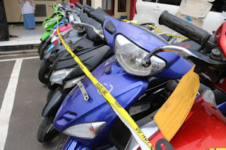 Dua Pelaku Curat Kabel Optik Milik Telkom Diamankan Sat Reskrim Polres Majalengka Dua Pelaku Curat Kabel Optik Milik Telkom Diamankan Sat Reskrim Polres Majalengka
