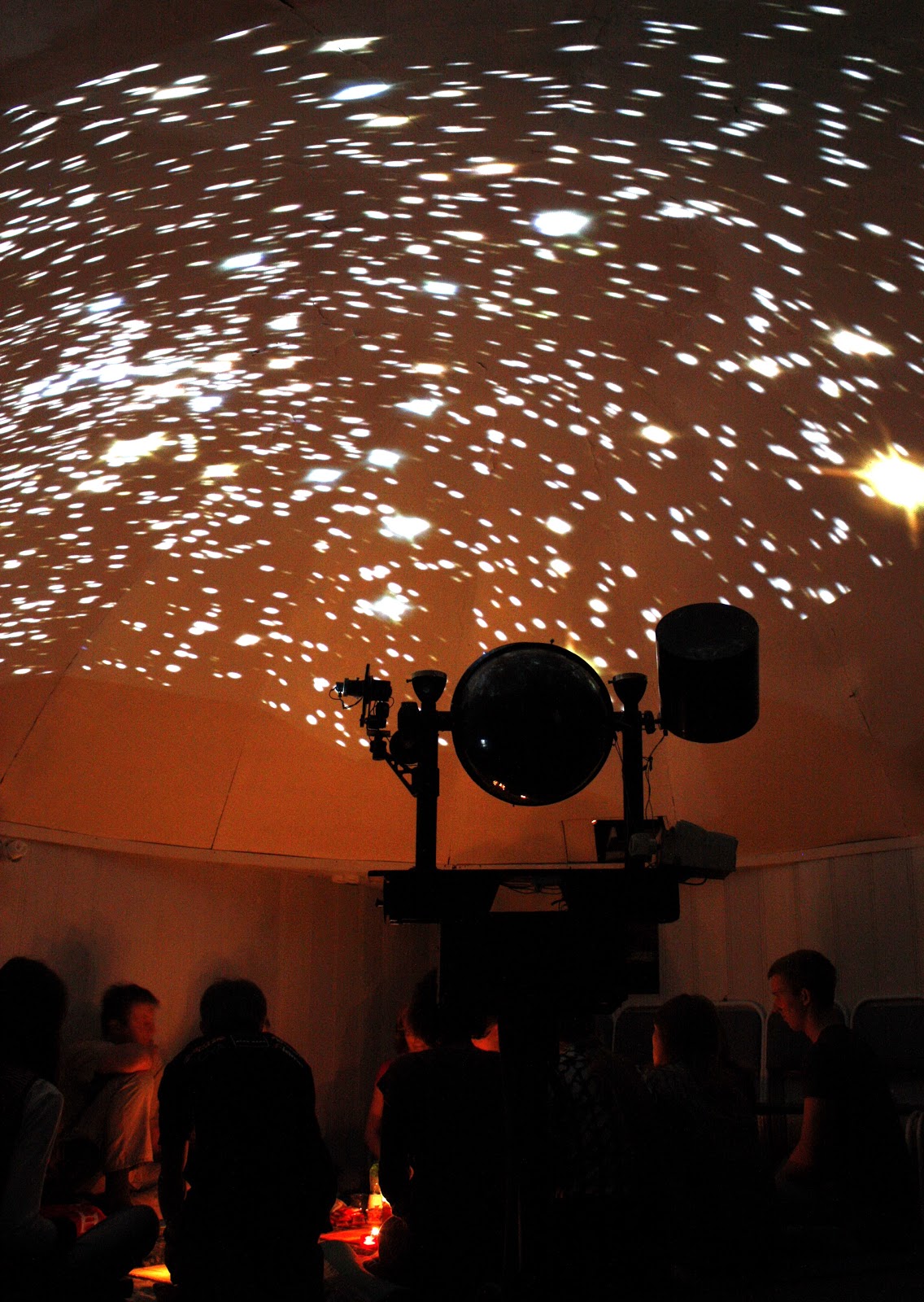 омгпу планетарий. герцена 58 омск планетарий. омский планетарий. билеты планетарий омск. планетарий омск.