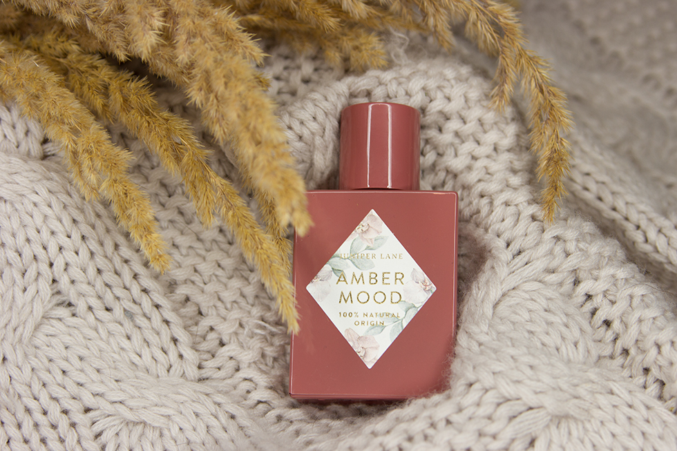 Juniper Lane - Amber Mood - Review - Lilyfields