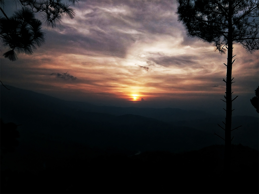 almora,bright and corner ,sunset ,place to visit in almora