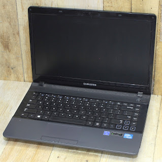 Laptop Gaming Samsung NP300E4X