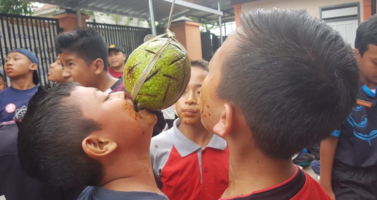 Lomba Membaca Teks Proklamasi Sampai Balap Karung Meriahkan HUT RI ke 74 