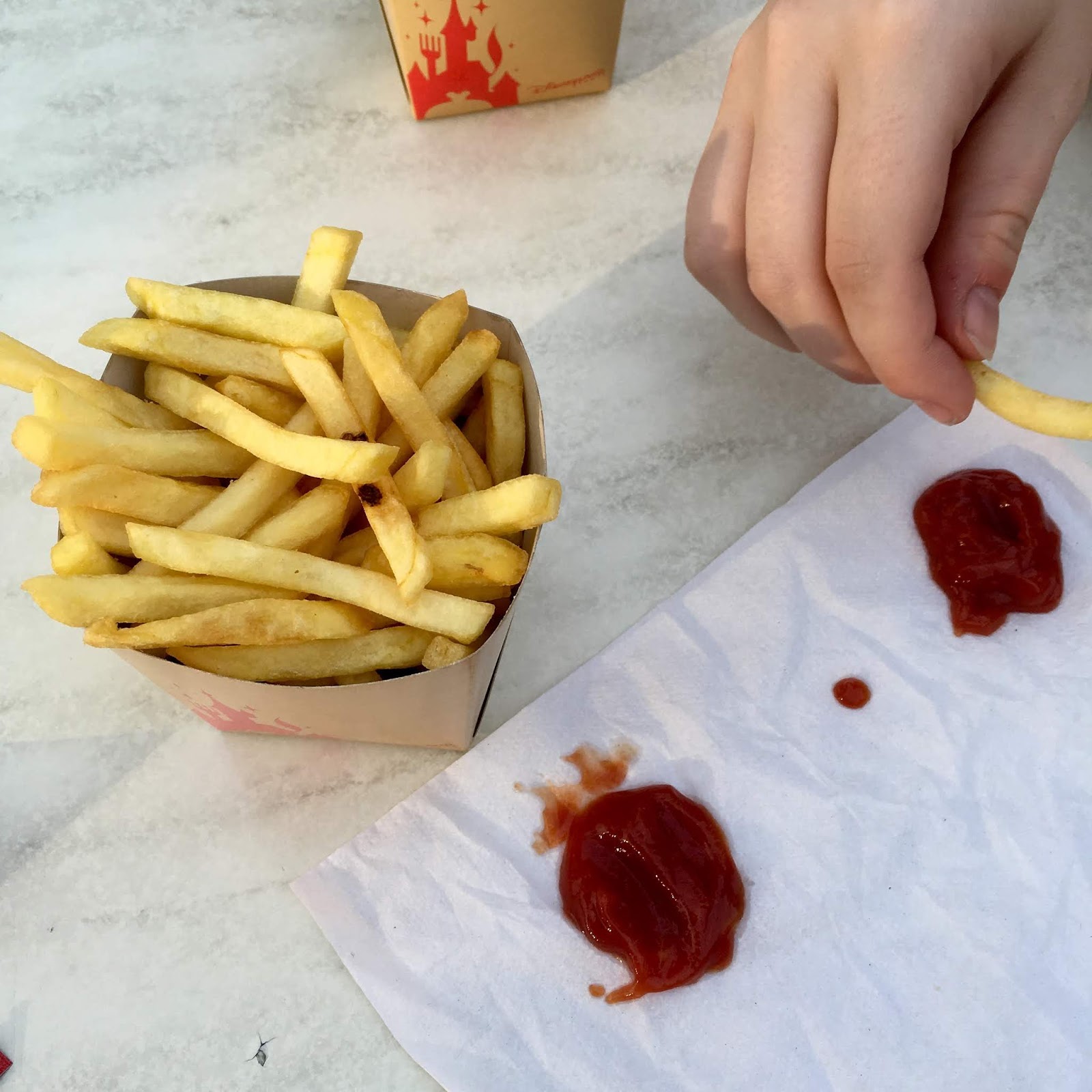 Another Ranting Reader : Being Vegan in Disneyland Paris | What I Eat ...