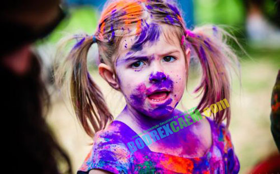 Foto Foto Festival Holi, Pesta Warna Terbesar di Dunia
