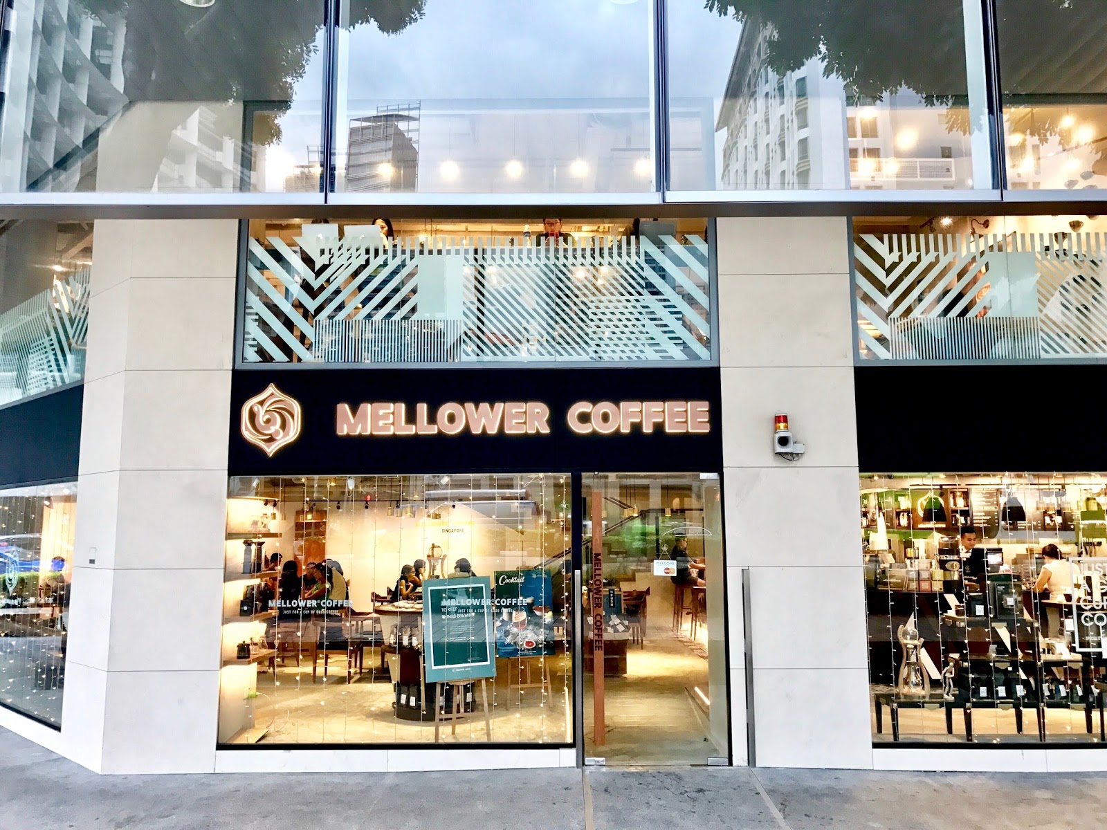 MELLOWER COFFEE OPENS IN BUGIS (Feat. Cotton Candy Coffee & Ondeh Latte