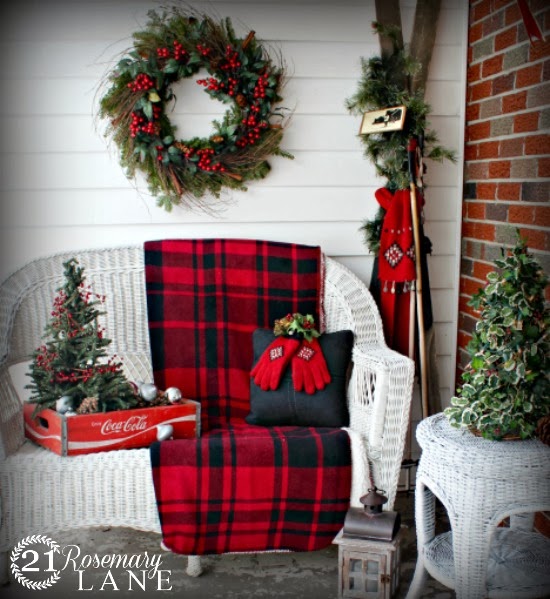 21 Rosemary Lane: Christmas on the Front Porch