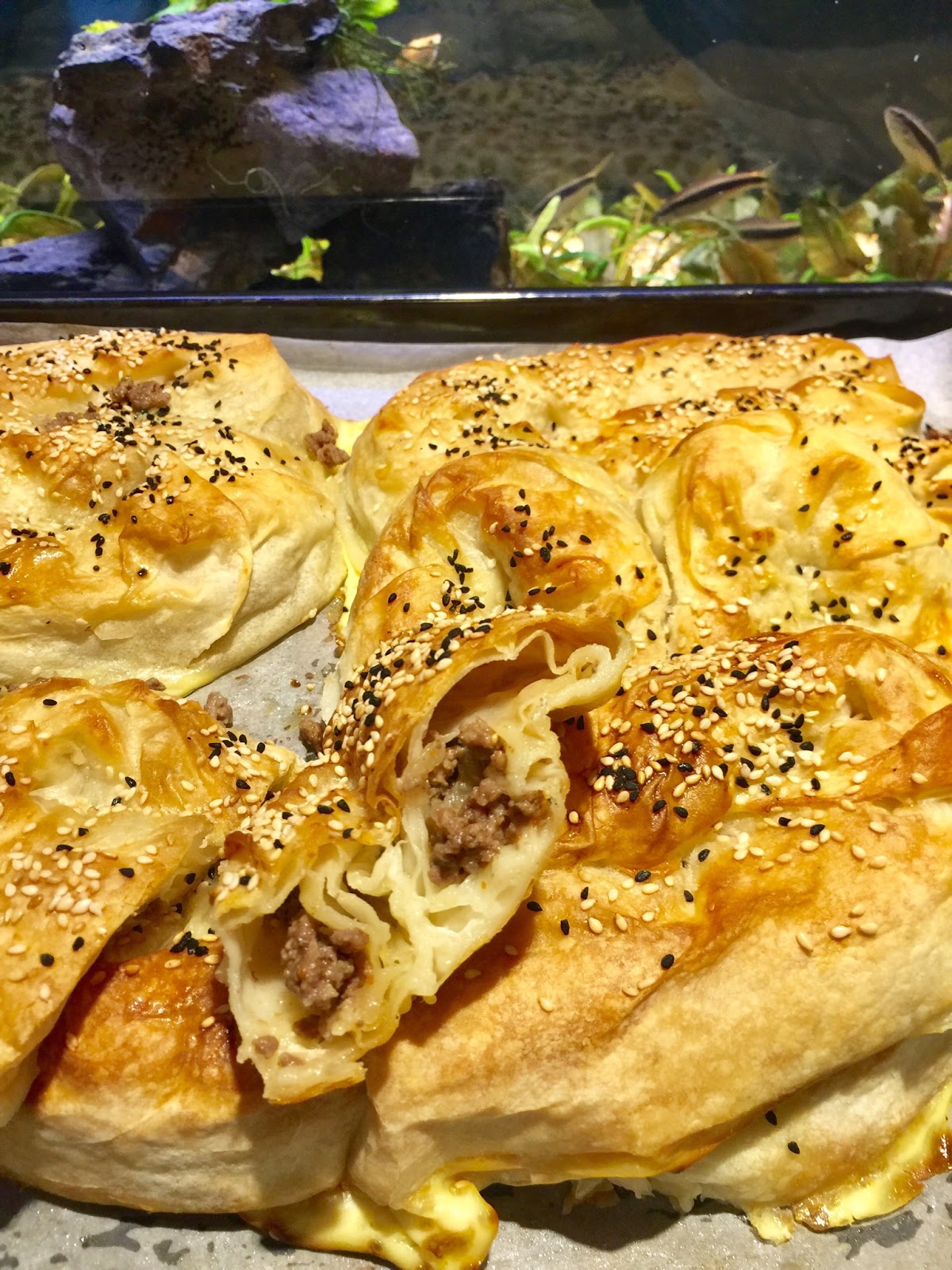Kıymalı Rulo Börek Emelin Mutfağından