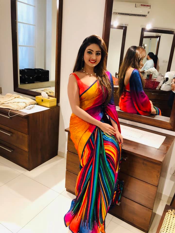 Srilankan saree Design photos by Vinu Udani