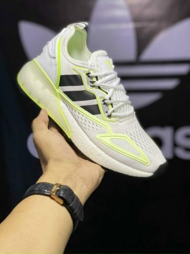Giày thể thao Adidas ZX 2K Bosst cho chị e đam mê Chuối