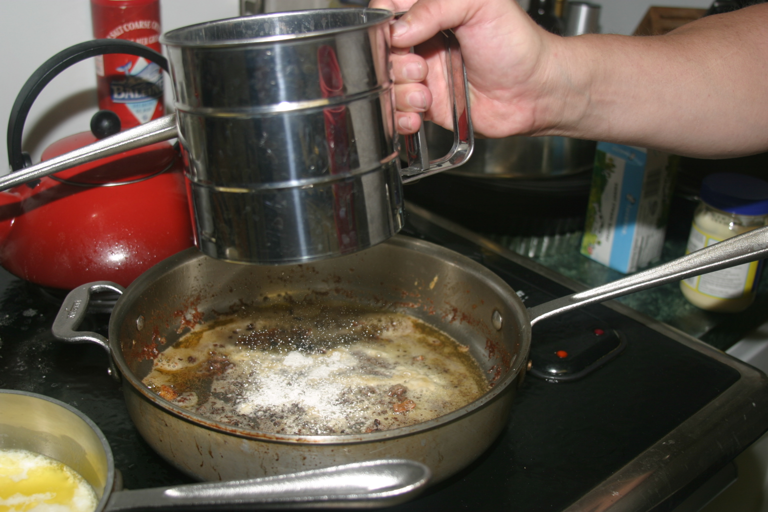 An Eat'n Man Buttermilk Gravy