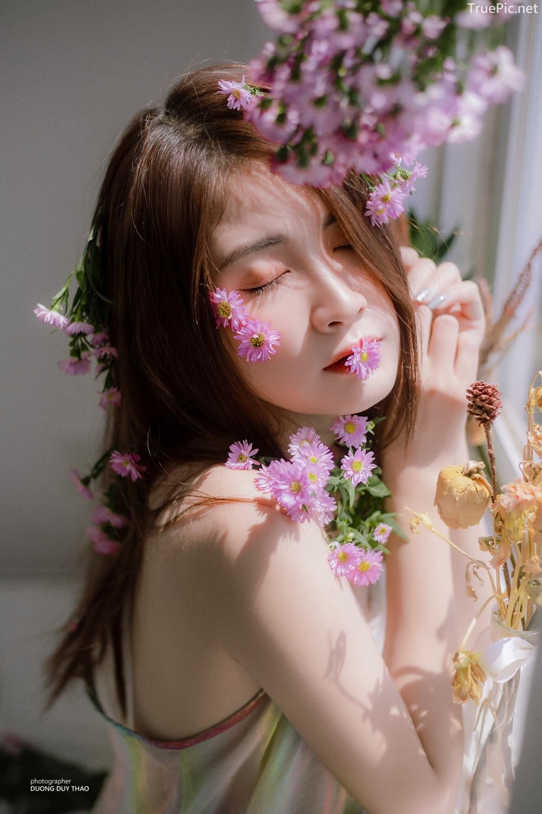 Vietnamese beautiful model Vu Thanh Huong - Fairies purple chrysanthemum - Picture 19