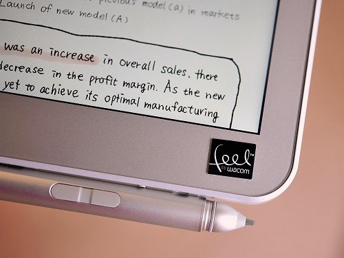 L'etichetta "Feel by Wacom" sul Toshiba Encore 2 WT8