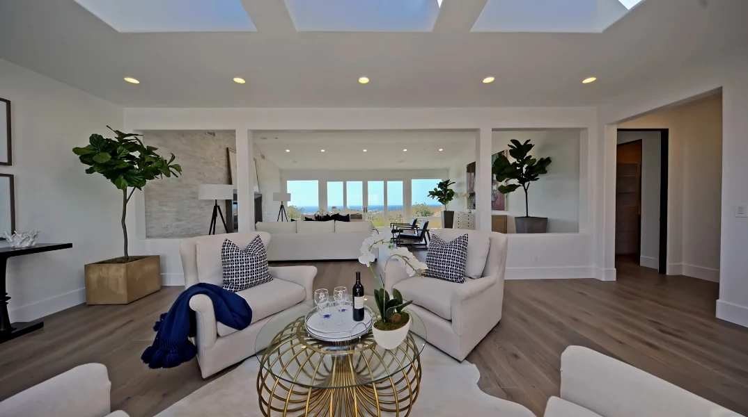 28 Interior Photos vs. 4639 Orrington Rd, Corona Del Mar, CA Luxury Home Tour