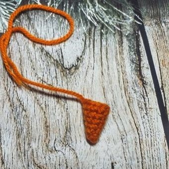 Crochet nose for snowman