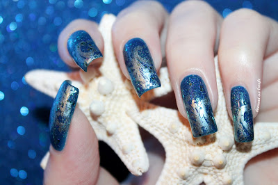 A Poseidon // ocean nail art