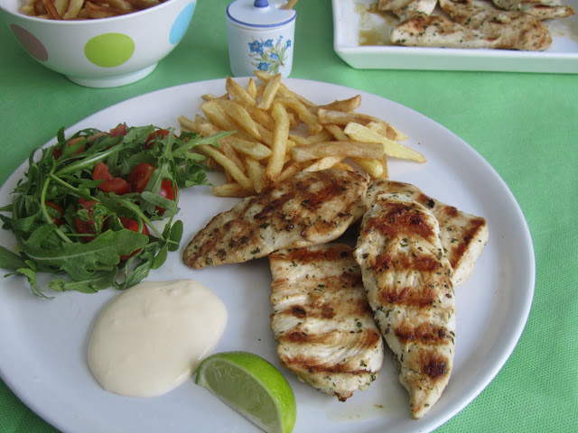  Pollo a la plancha con Ali-oli de Lima 