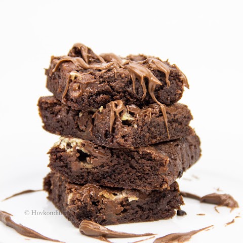 Dark Chocolate Advocat Brownies