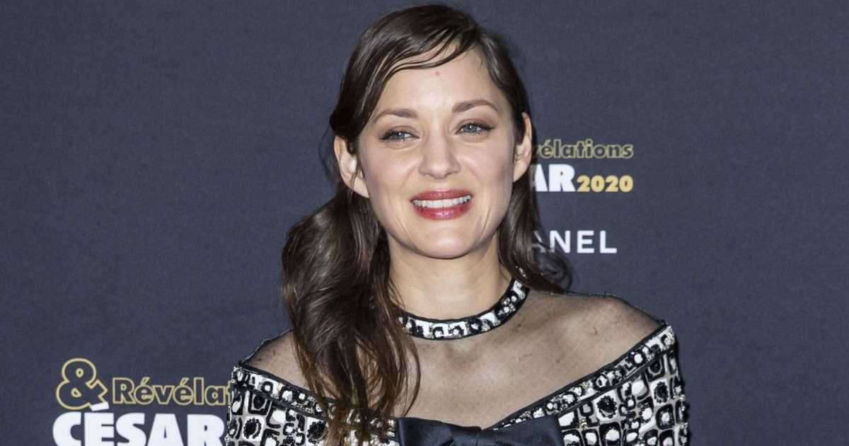 Marion Cotillard Clicks at Cesar Revelations 2020 Photocall in Paris 13