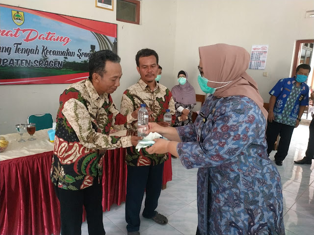 Sosialisasi Penanggulangan Covid – 19 Oleh Bupati Sragen Sosialisasi Penanggulangan Covid – 19 Oleh Bupati Sragen