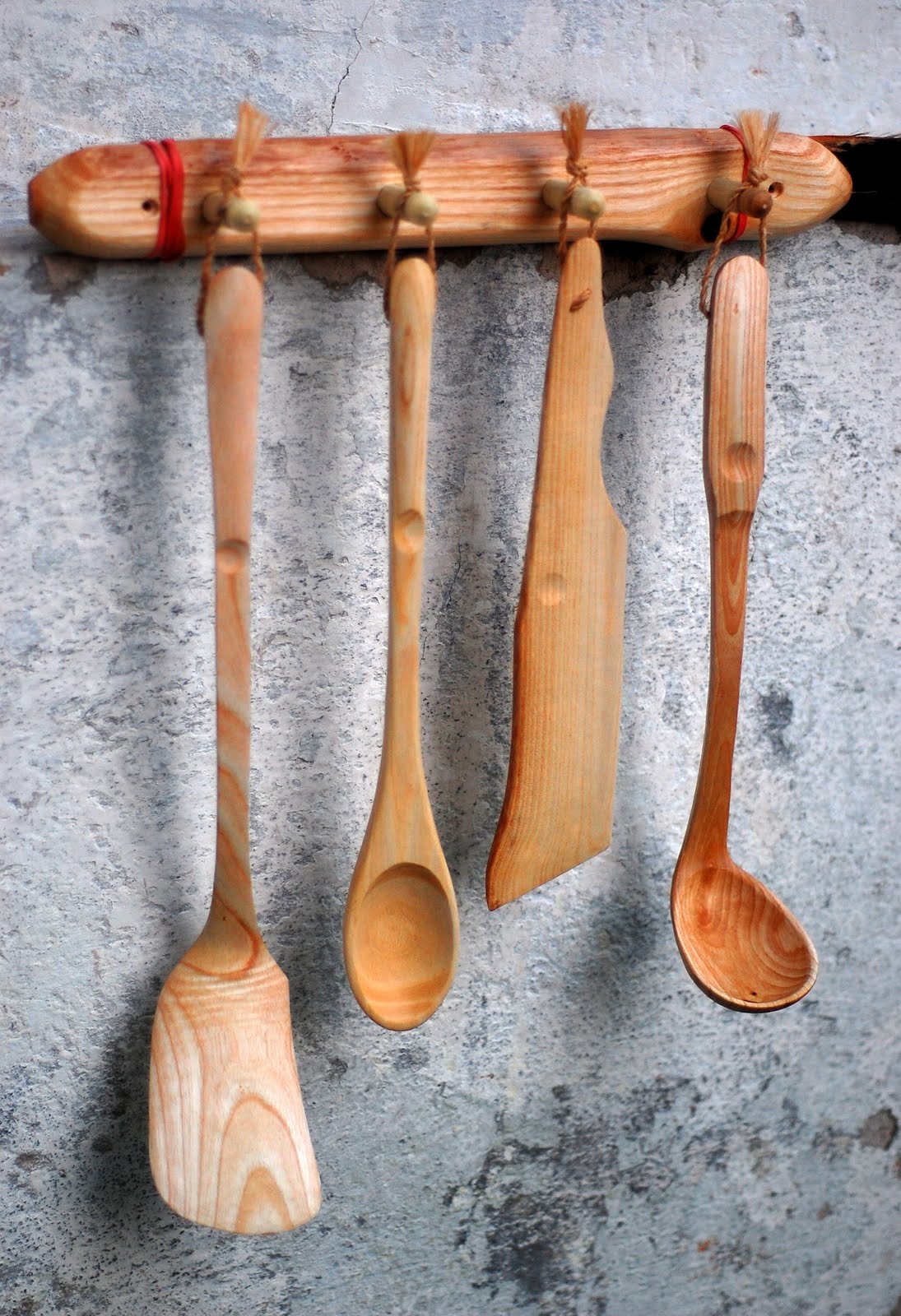 Utensilios y gadgets de cocina hechos de madera | Construccion y