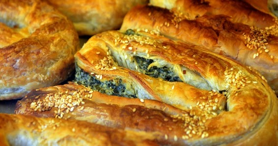 Böreklerin Üzerinin Çıtır Çıtır Olması İçin Ne Sürülür? Bizimzaman