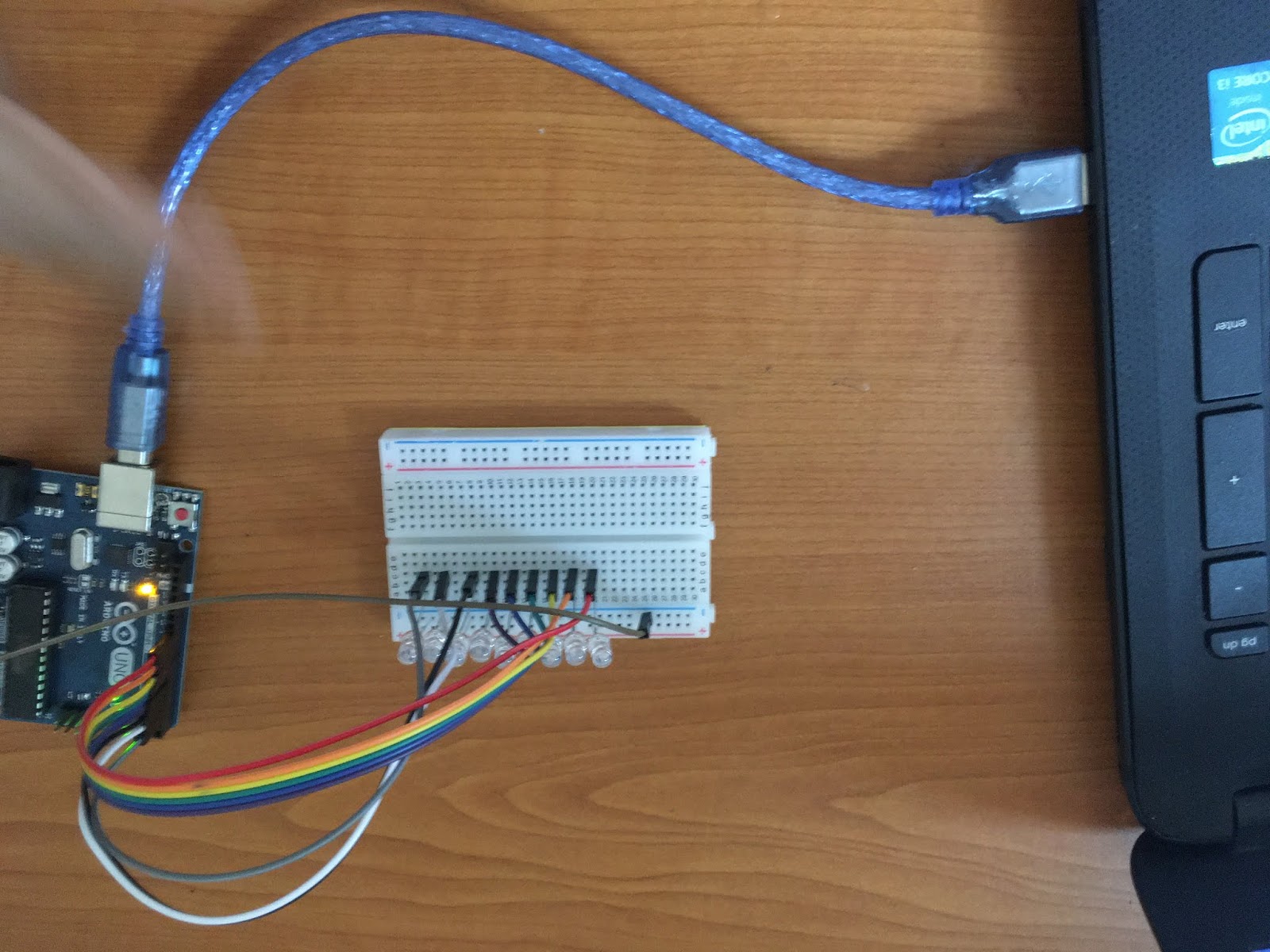 Art of Nature: Knight Rider LED pattern with Arduino Uno