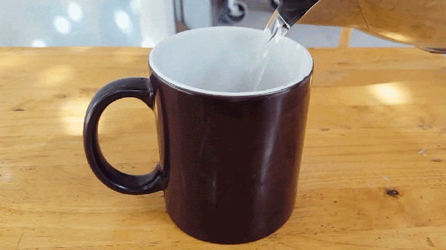 ly sứ đổi màu cần thơ