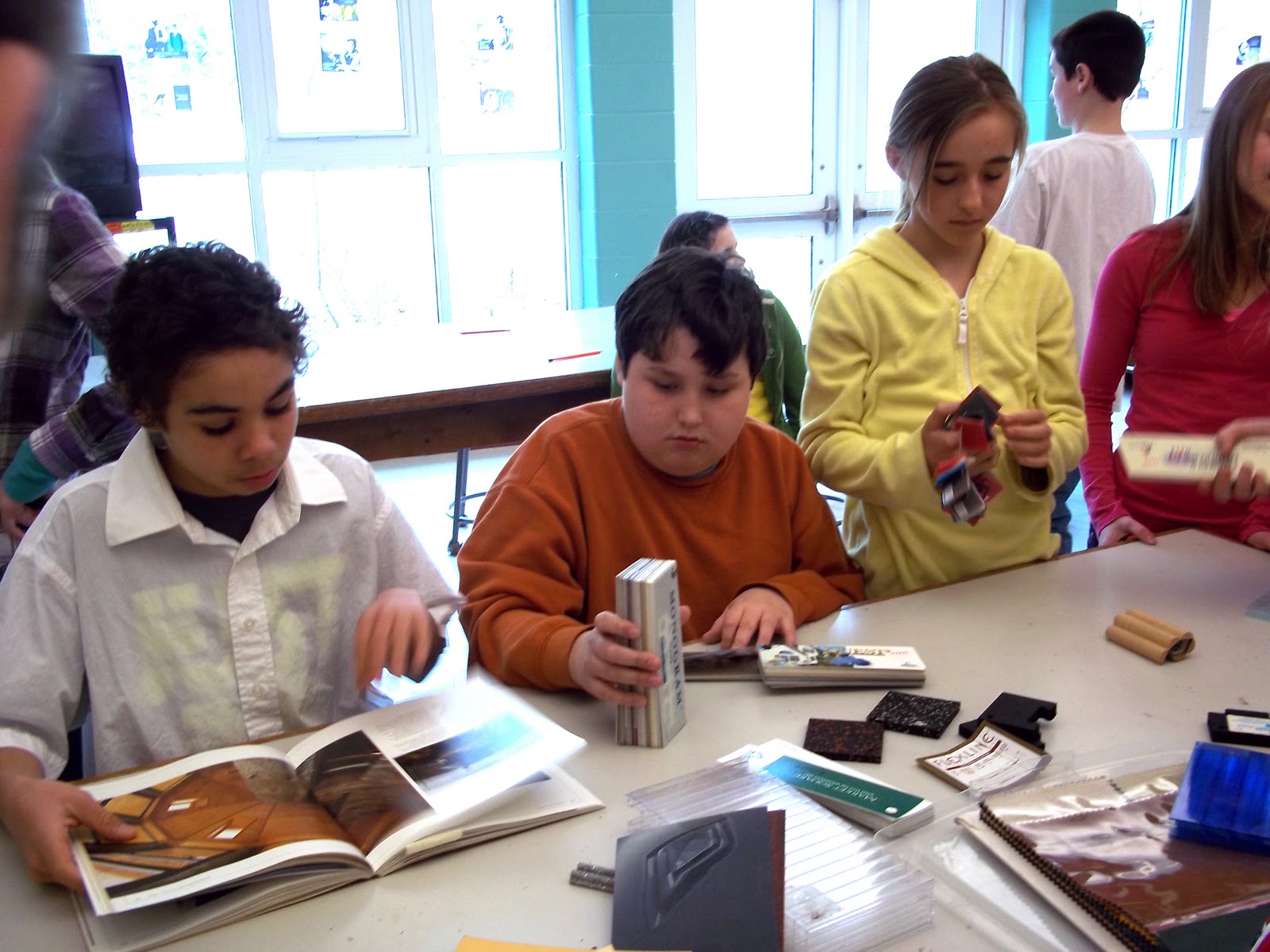 Monument Valley Regional Middle School Art Class Artist in the