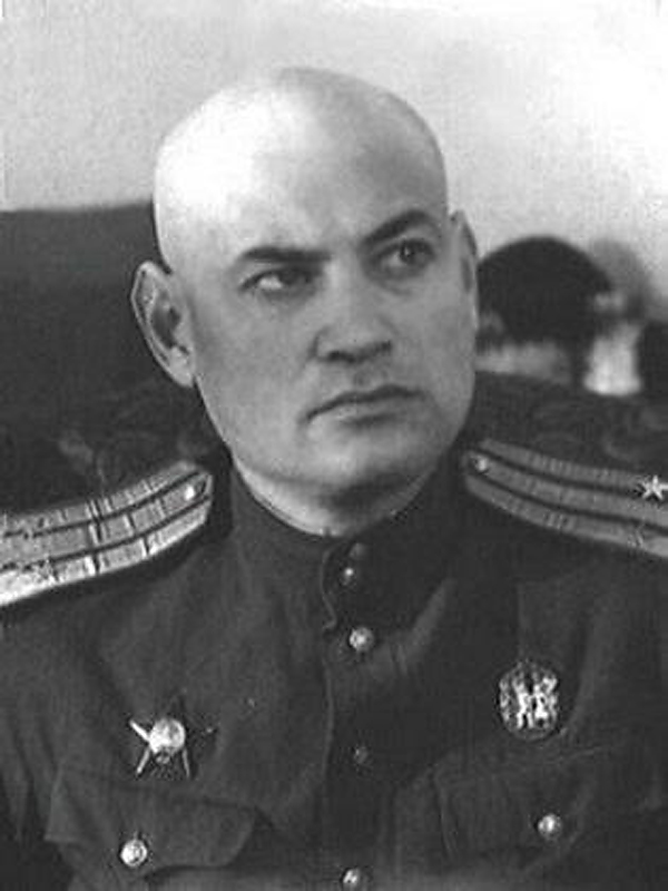 Сочинение: Его зарыли в шар земной, а был он лишь солдат... по произведениям В. Быкова, К. Воробьева 5 Сочинение: Его зарыли в шар земной, а был он лишь солдат... по произведениям В. Быкова, К. Воробьева 5