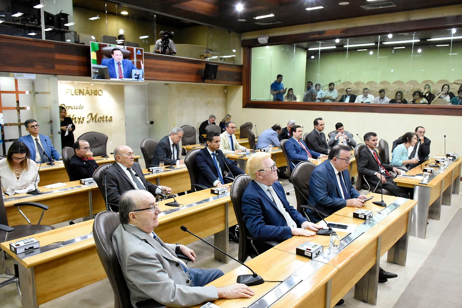 Política Pauferrense A Notícia Passada a Limpo! Por Clodoeudes Fernandes Parlamentar do Ano
