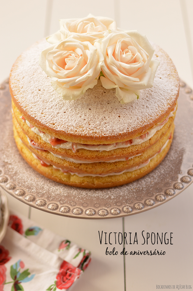Bocadinhos De Açúcar Victoria Sponge Bolo Vitória