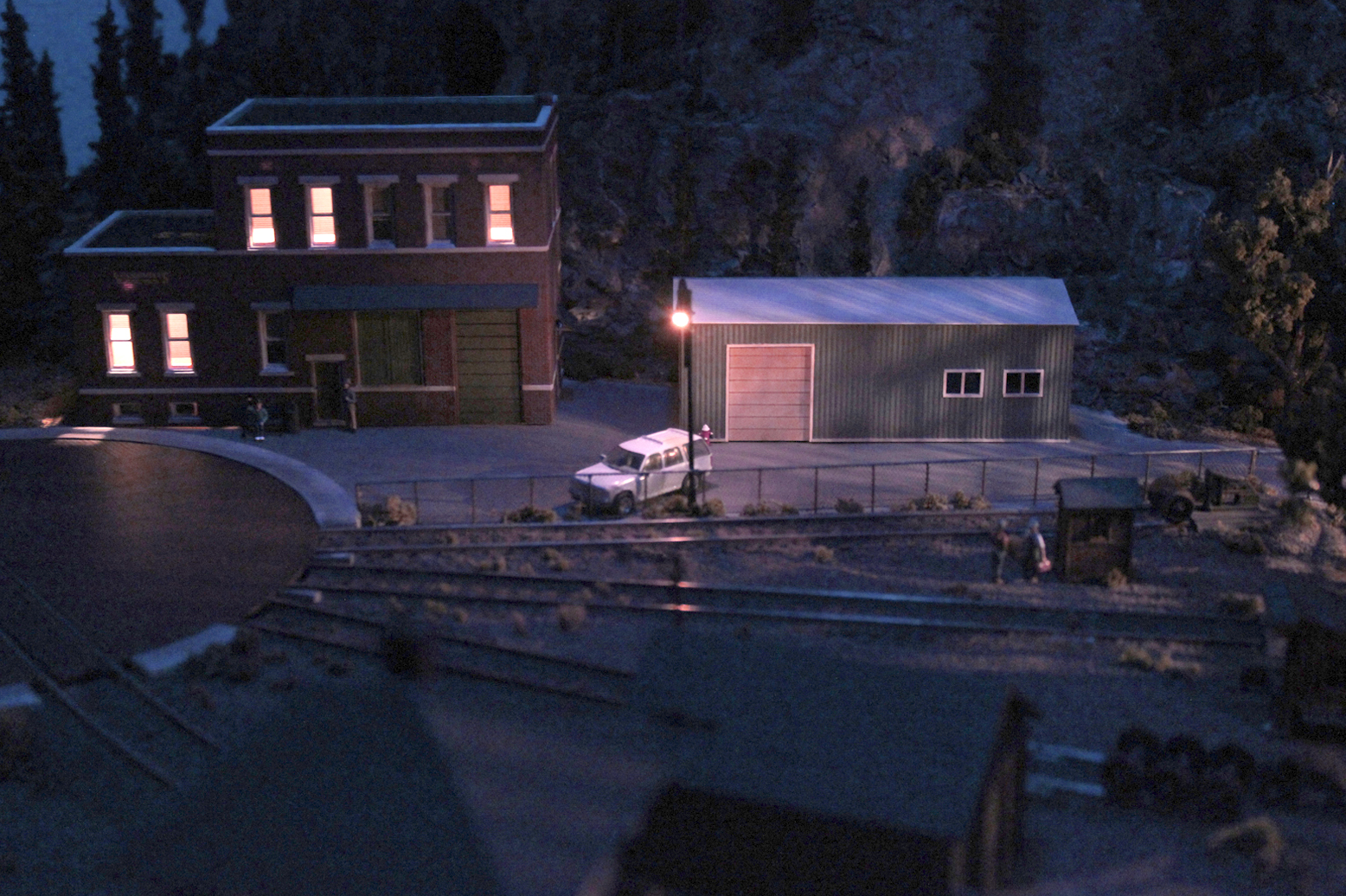 Layout Scenery Part V - Lighting - TY'S MODEL RAILROAD