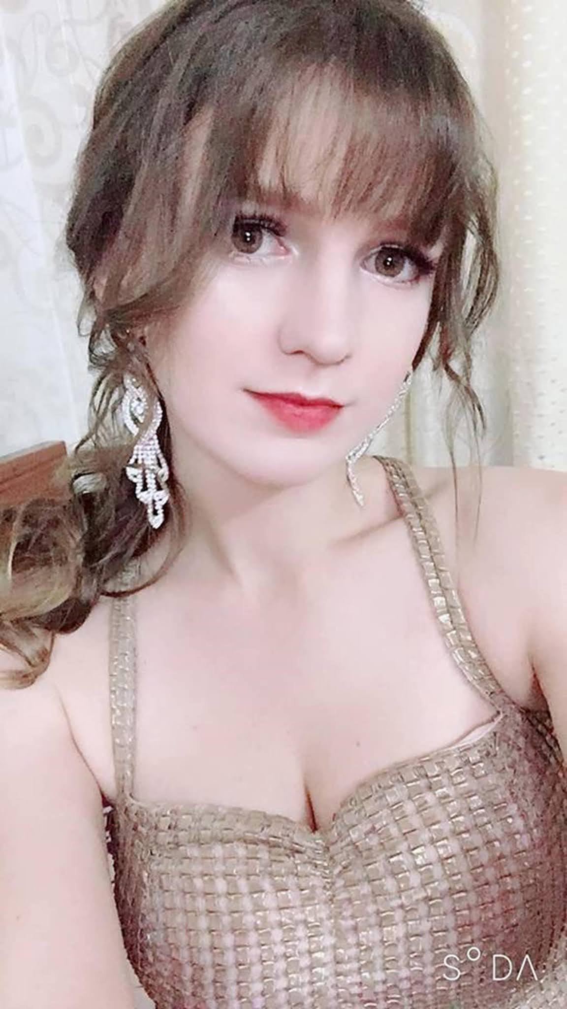 clip nóng DJ Alexa 10