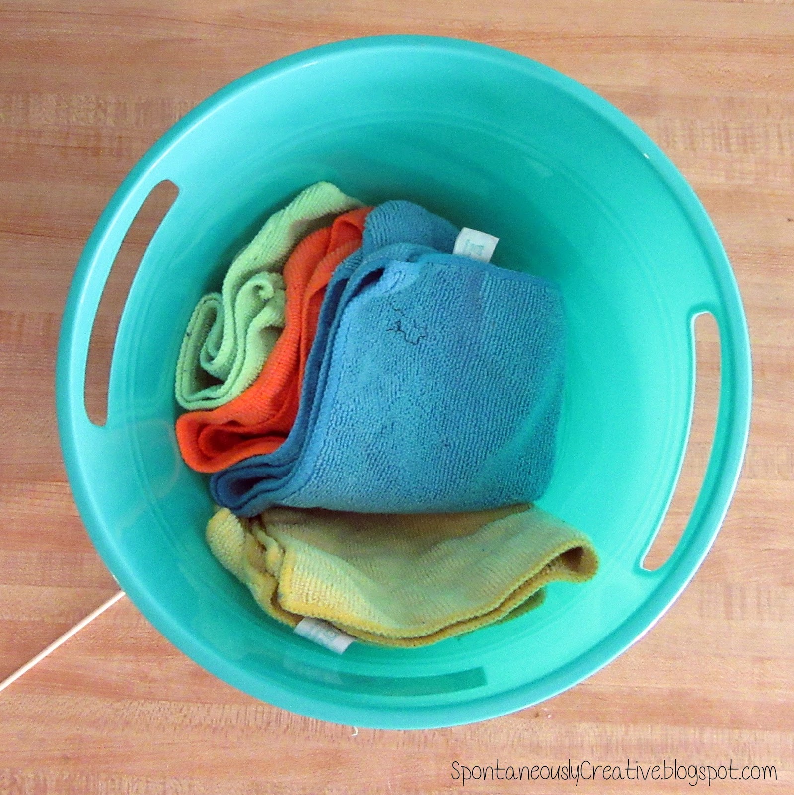 Spontaneously Creative How to live without paper towel!