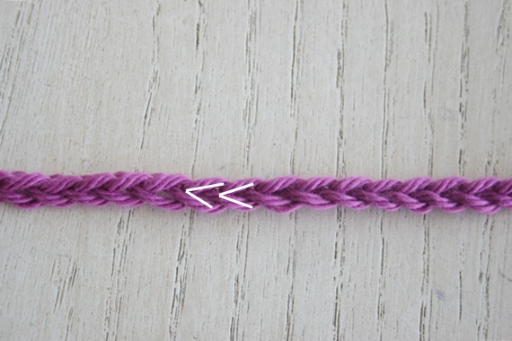 How to work into the back bump of a chain when crocheting; crochet tutorial by Susan Carlson of Felted Button | Colorful Crochet Patterns