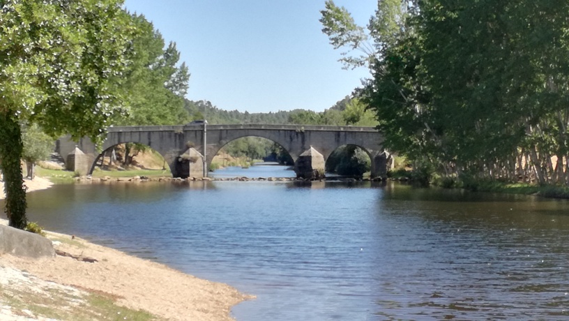 Praia Fluvial do Rabaçal e Ponte de Valtelhas