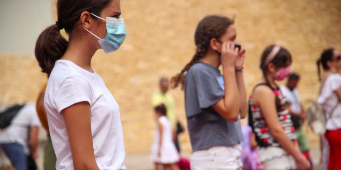 Θετικός στον κορωνοϊό μαθητής    στα Βριλήσσια  