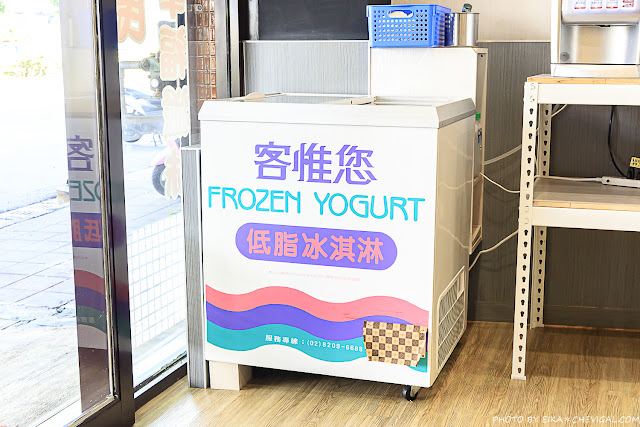 台中小火鍋推薦，吃得到少見黃金泡菜鍋，還有爆米花、滷肉飯、茶飲、咖啡與冰淇淋可以吃到飽！