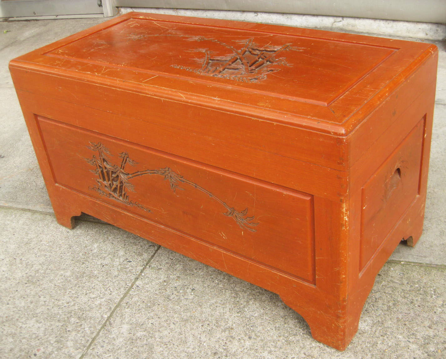 UHURU FURNITURE & COLLECTIBLES SOLD Chinese Wooden Chest 95