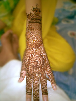 Typical Style Of Mehndi Design