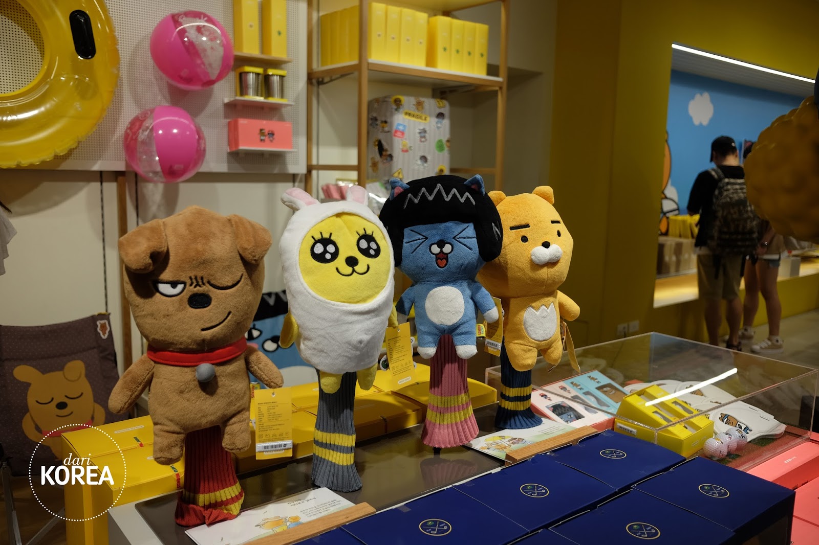 Untuk Kamu #dariKorea: Jalan-jalan ke Kakao Friends Flagship Store di
