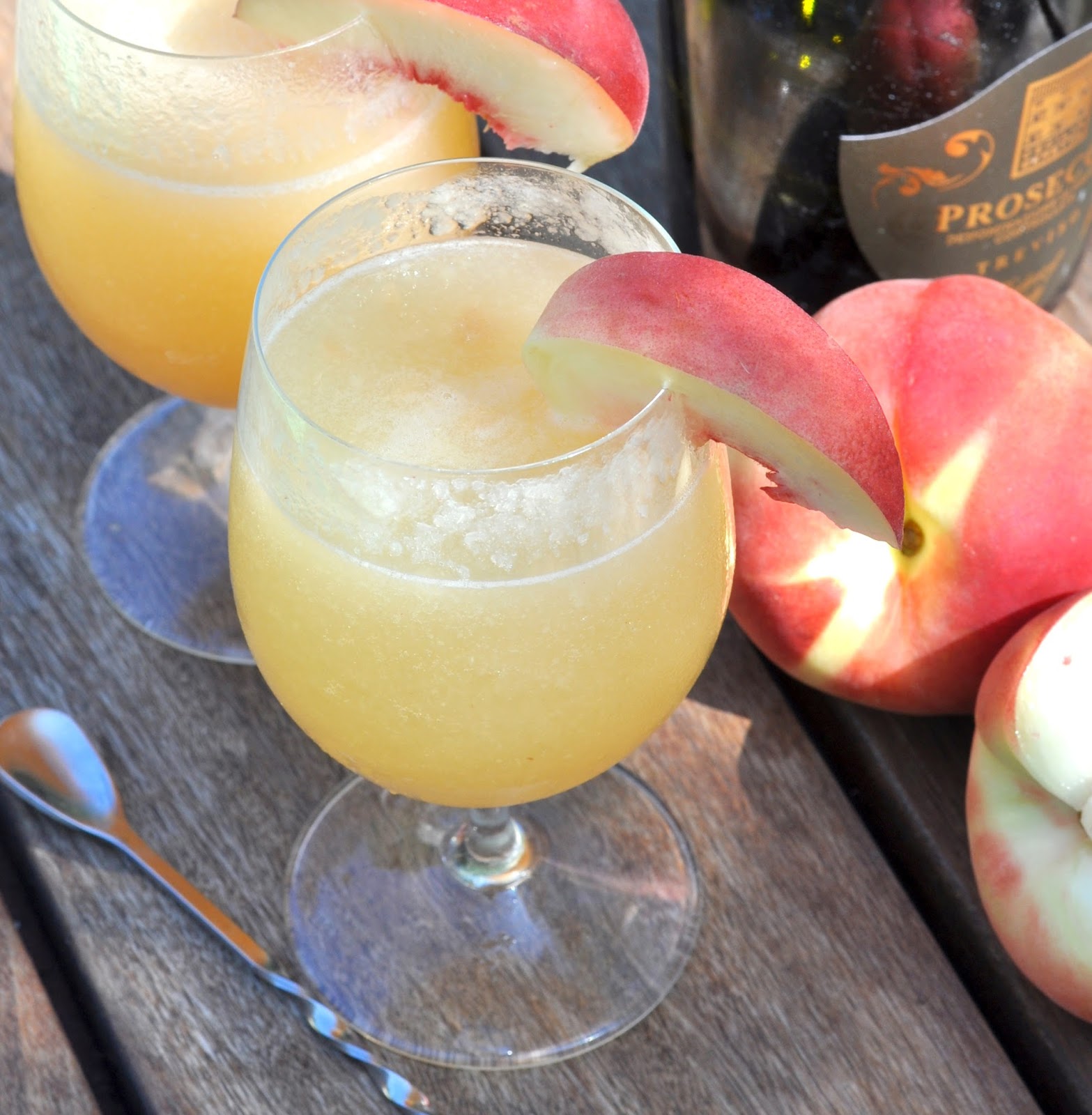 Cooking with Manuela How to Make Italian Bellini Cocktail