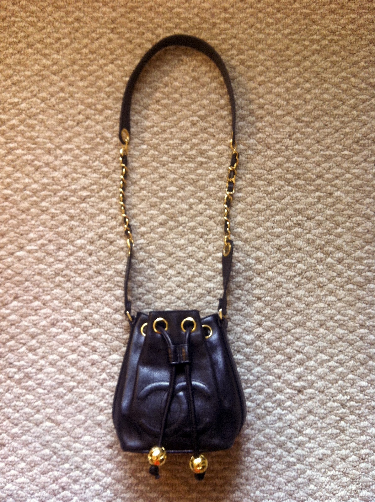 Style in Town Vintage CHANEL Mini Drawstring Bag