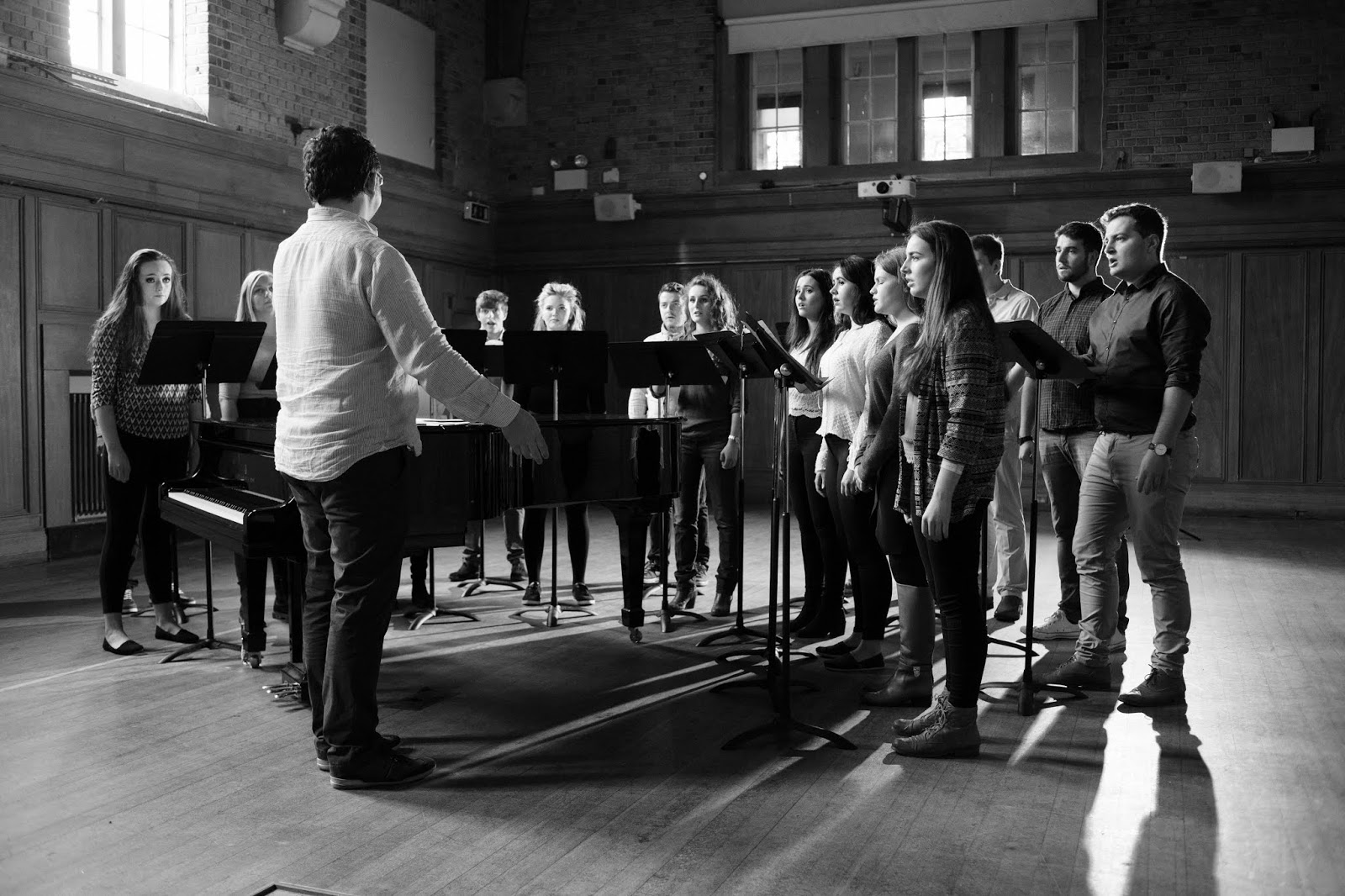 Hugill Creating a contemporary choral tradition in Ireland Desmond Earley and The