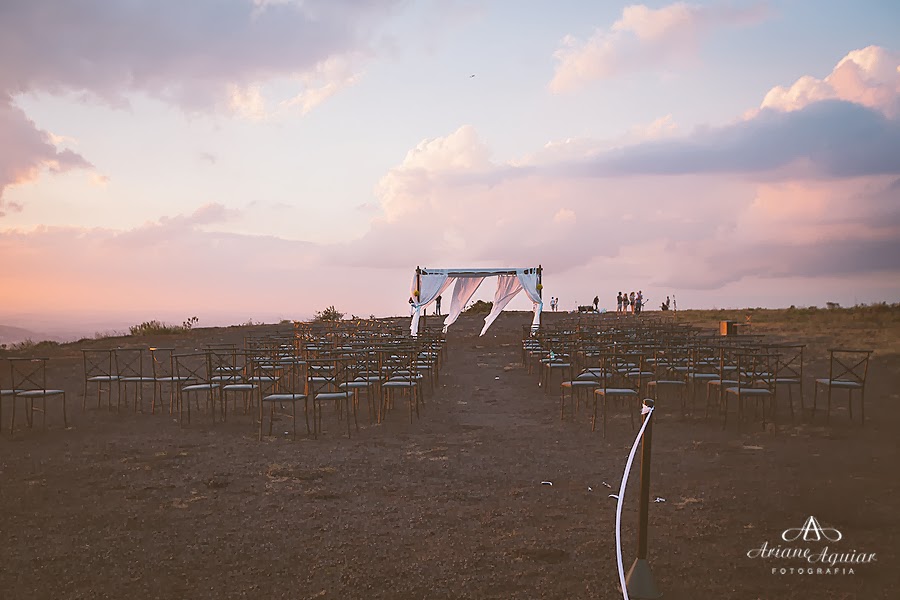 blog-de-casamento-cerimônia-serra-do-rola-moça-altar-vista-linda cerimonia-serra-rola-moca-altar-vista-linda