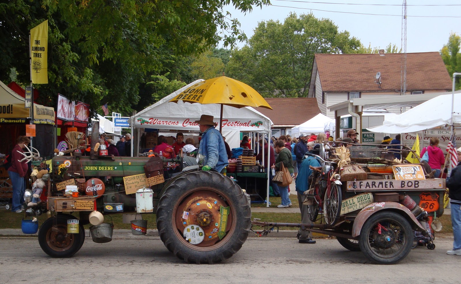 Anna's Blog: Interesting Places.... Fiberglass Mold Yard