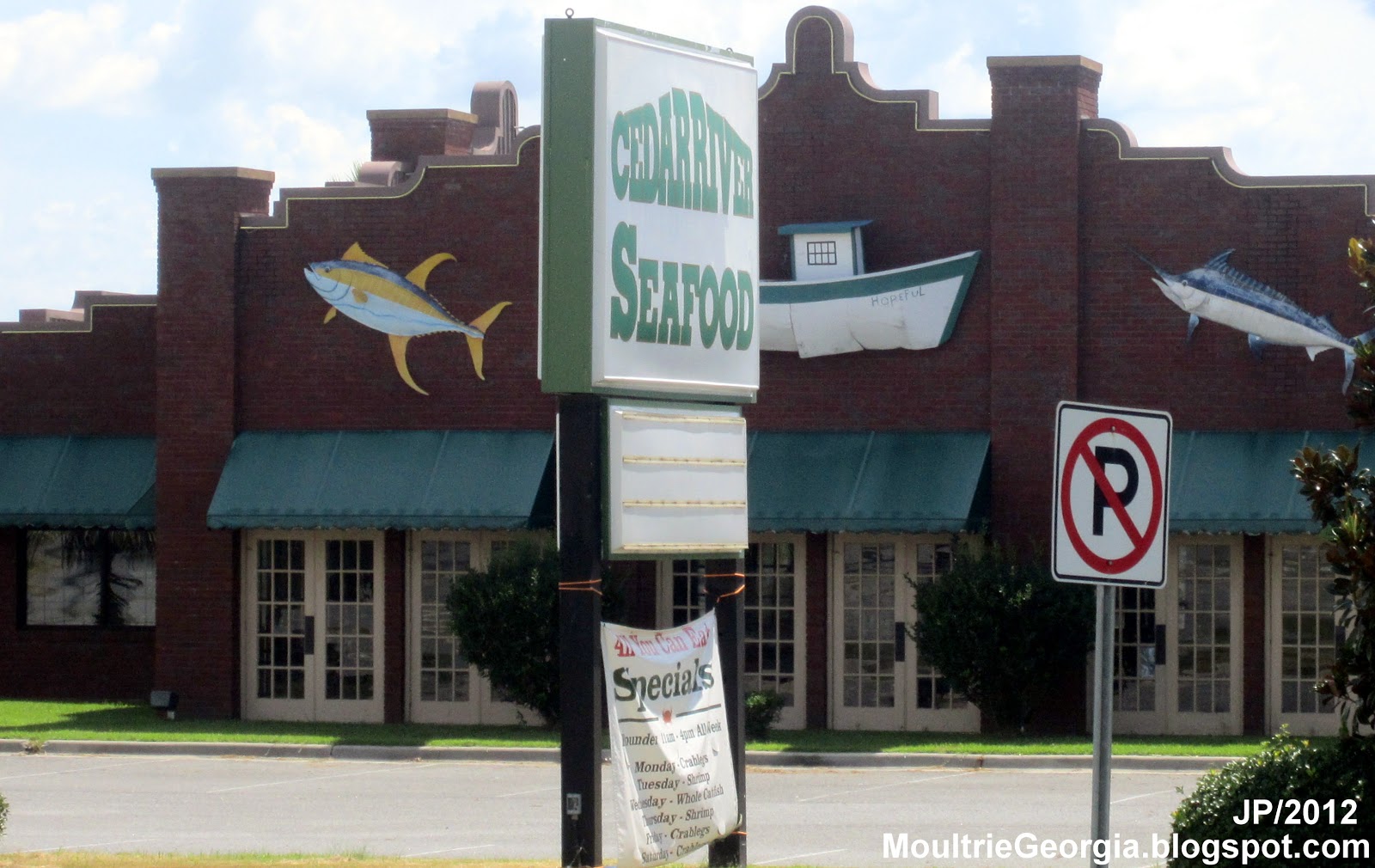 MOULTRIE Colquitt Attorney Restaurant Dr. Hospital Bank Church