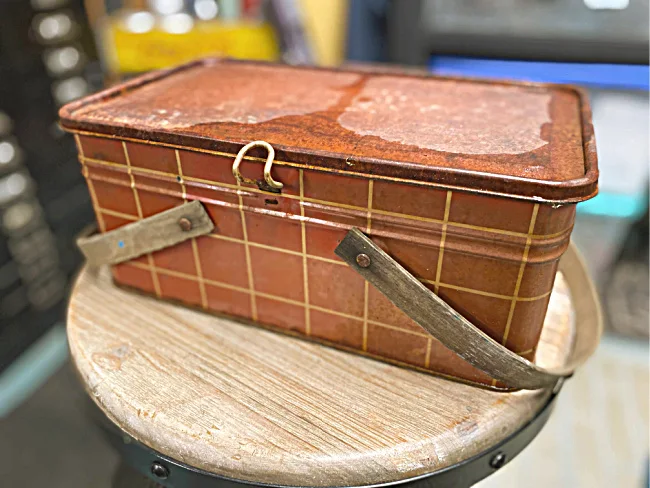 Rusty vintage picnic basket